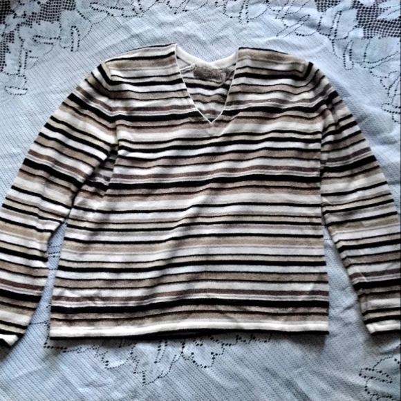 Sparkly striped lightweight long-sleeved sweater - Picture 1 of 2